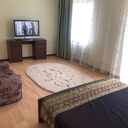 Квартира З Виглядом На Озеро Ternopil Exterior foto